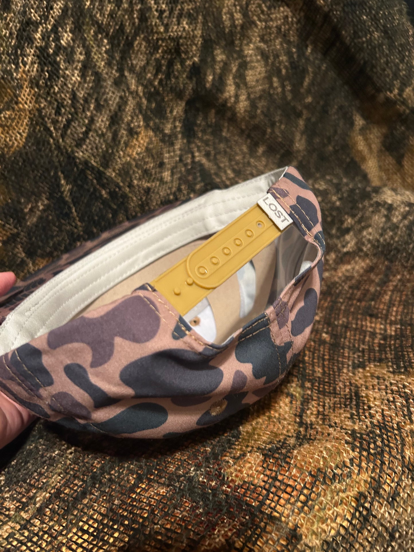 Retro Camo ropebrim SnapBack hat