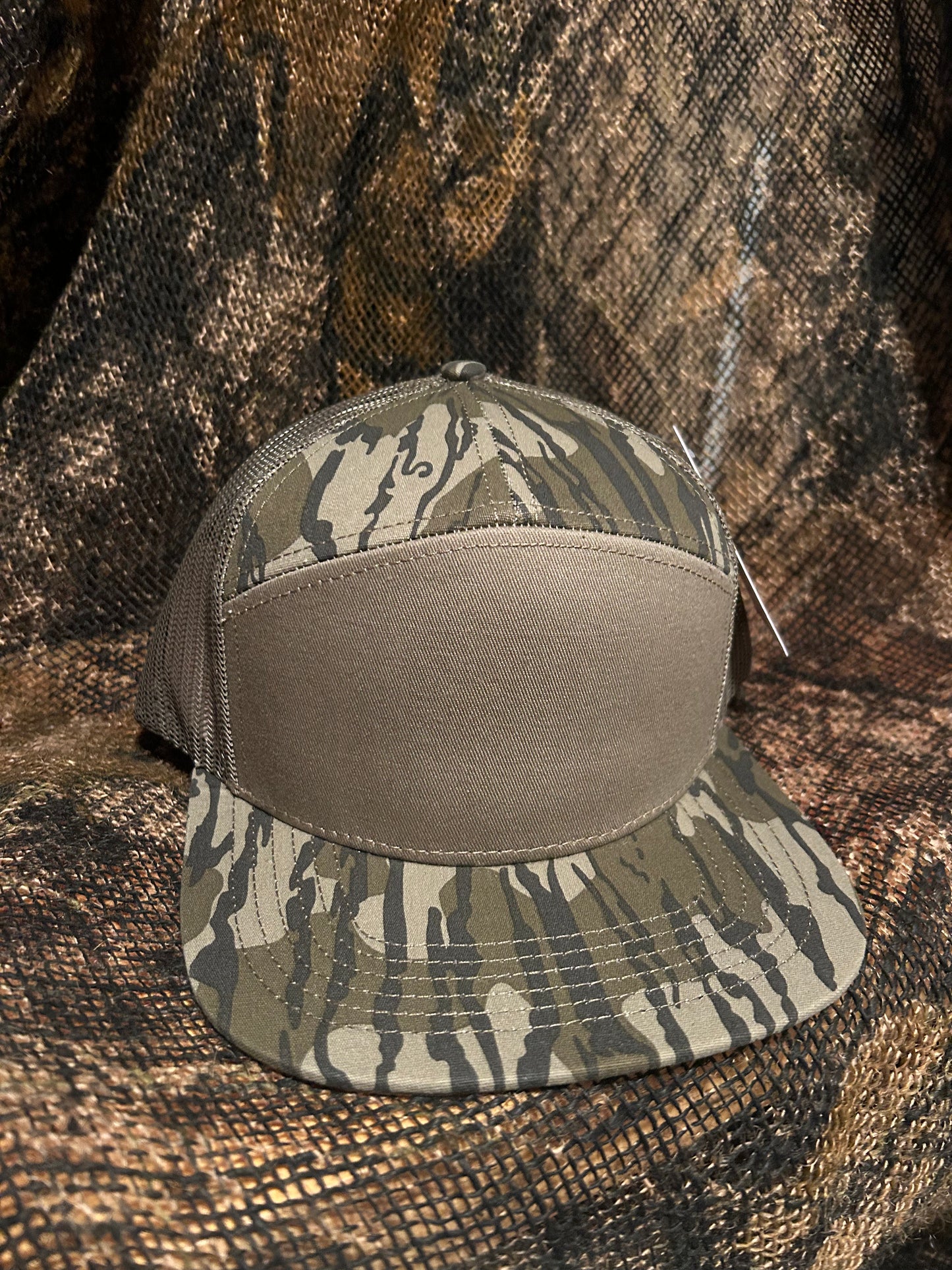 Mossy Oak BottomLand 7 panel SnapBack BANJO BRAND HAT CO