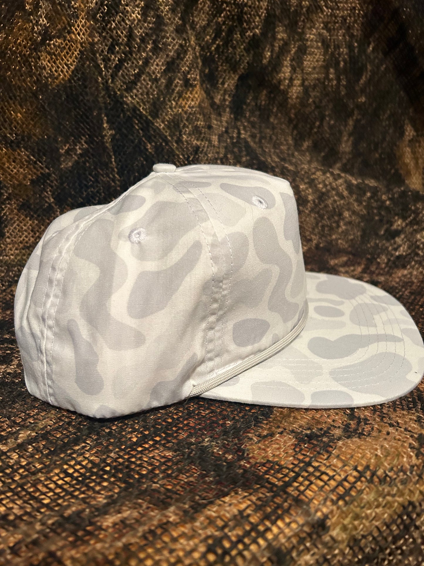 White Camo ropebrim SnapBack hat