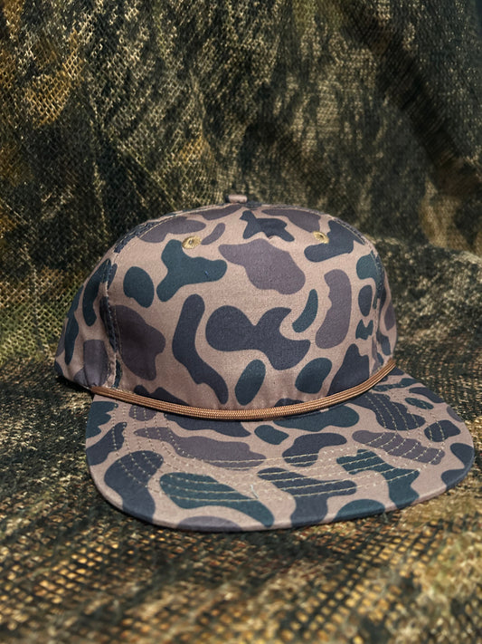 Retro Camo ropebrim SnapBack hat